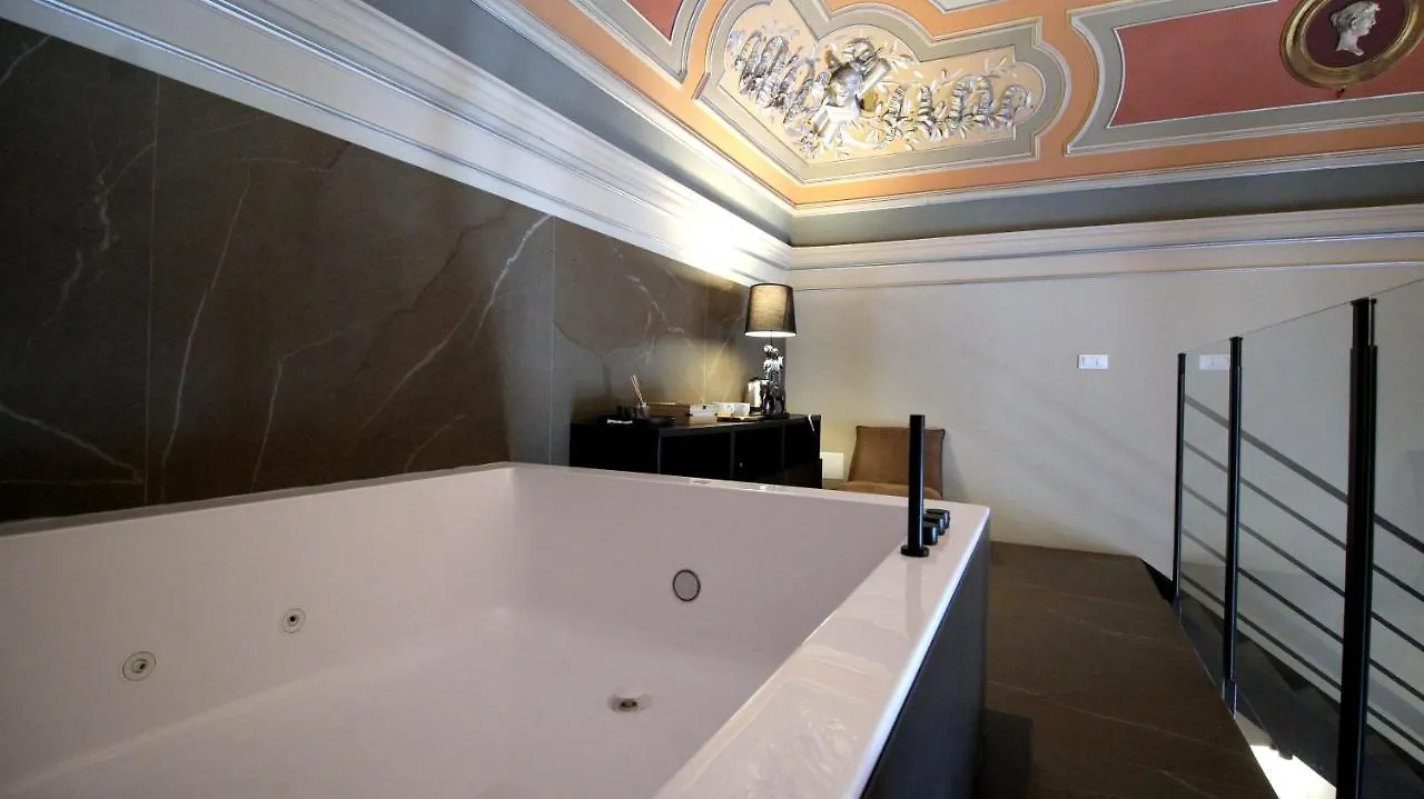 Duomo Housing Catania Le Suites 0*,