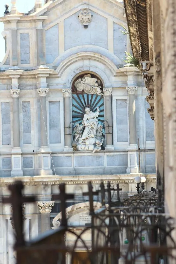 Duomo Housing Catania Le Suites איטליה